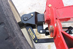 Auger-Steer turned left